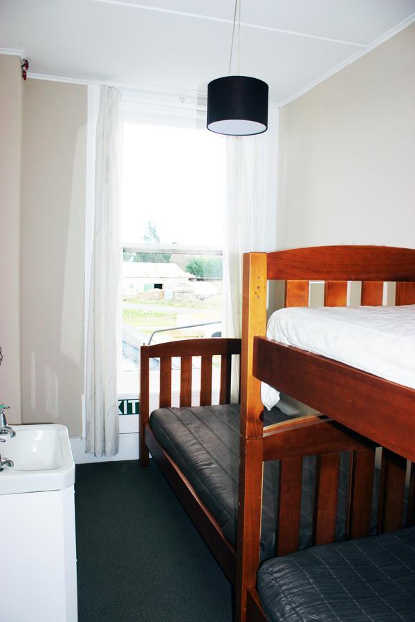 The Lumsden Hotel Bagian luar foto